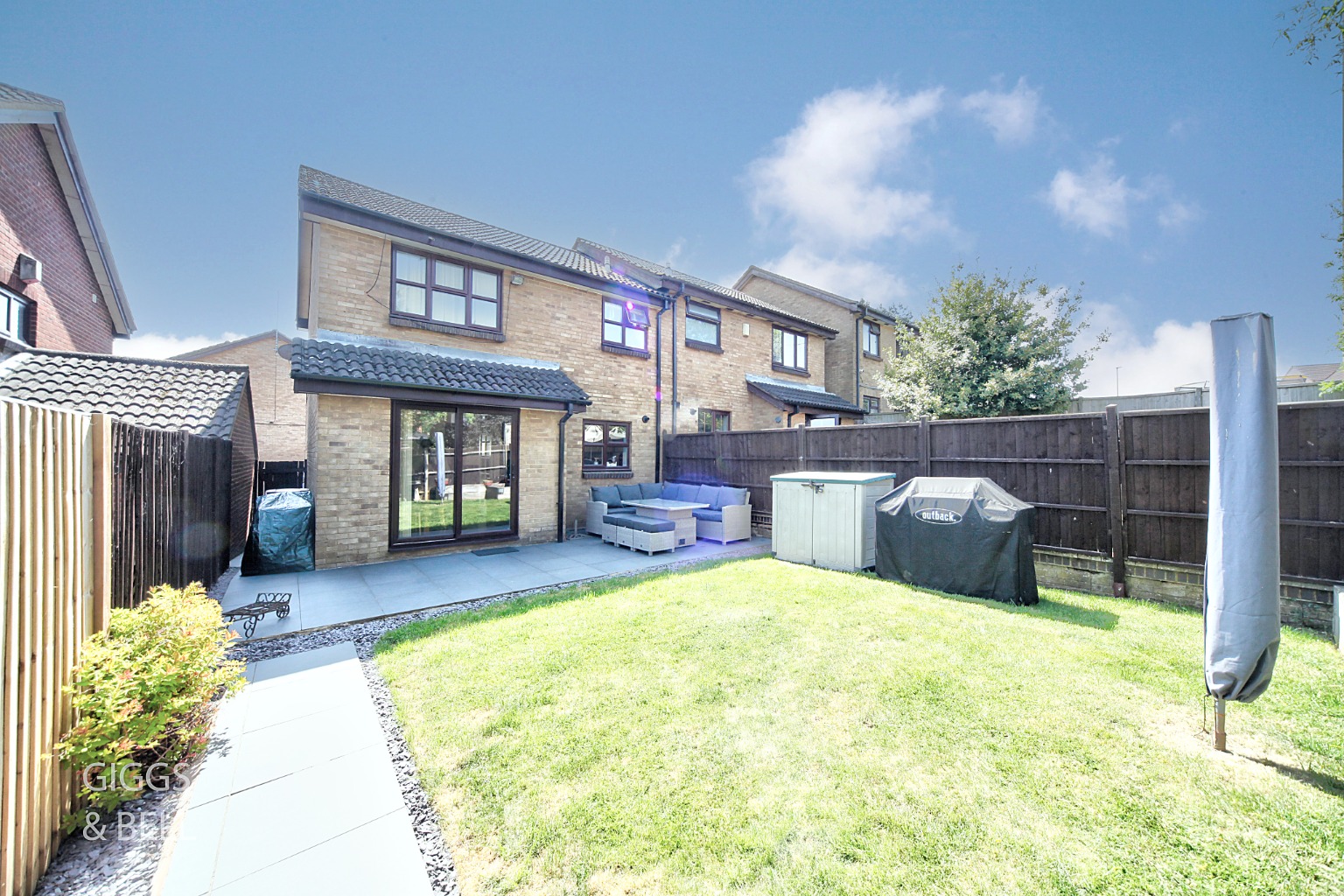 3 bed semi-detached house for sale in Reedsdale, Luton  - Property Image 15