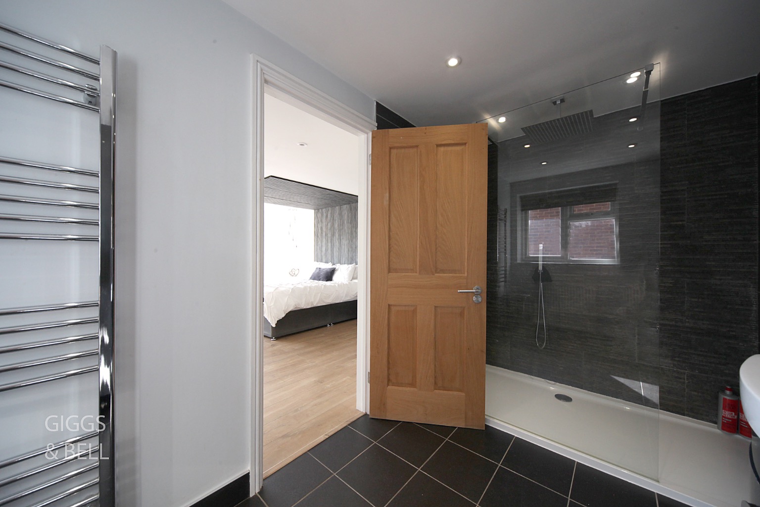 4 bed detached house for sale in Ailsworth Road, Luton 18