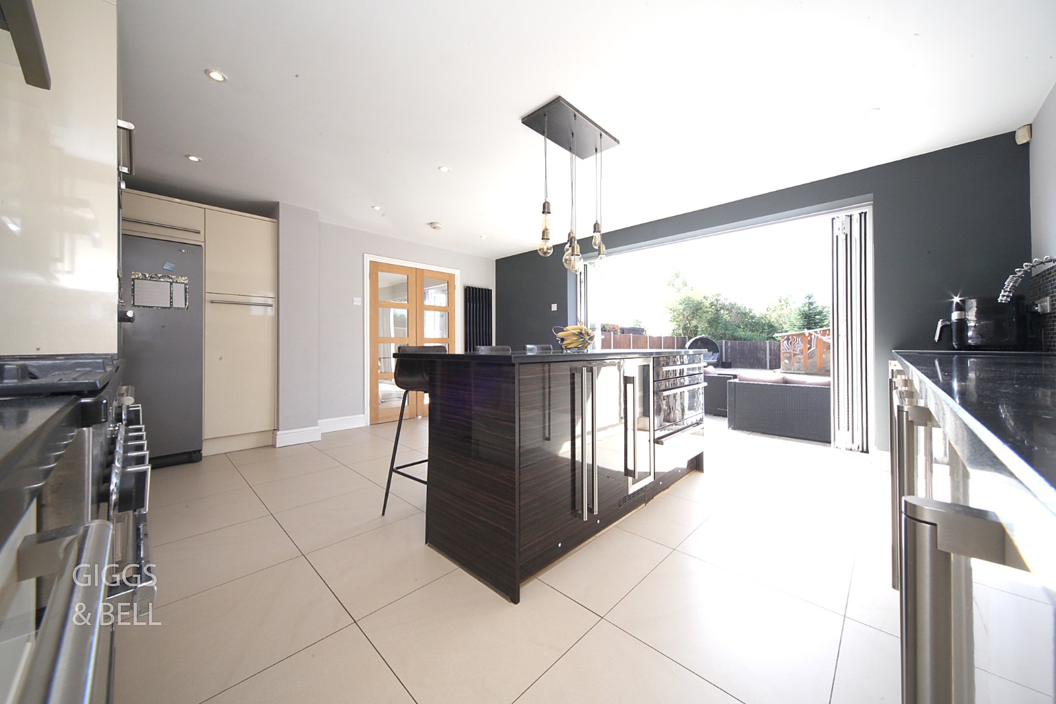 4 bed detached house for sale in Ailsworth Road, Luton 6