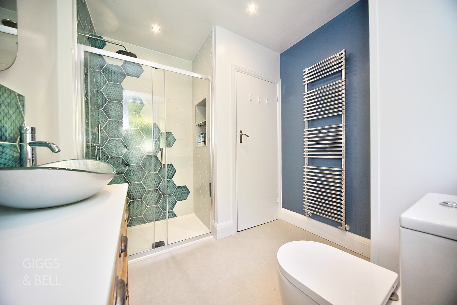 3 bed semi-detached house for sale in Knoll Rise, Luton 14