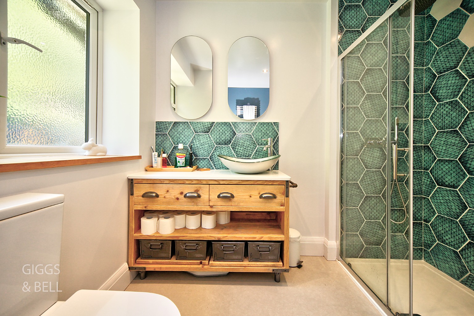 3 bed semi-detached house for sale in Knoll Rise, Luton  - Property Image 16