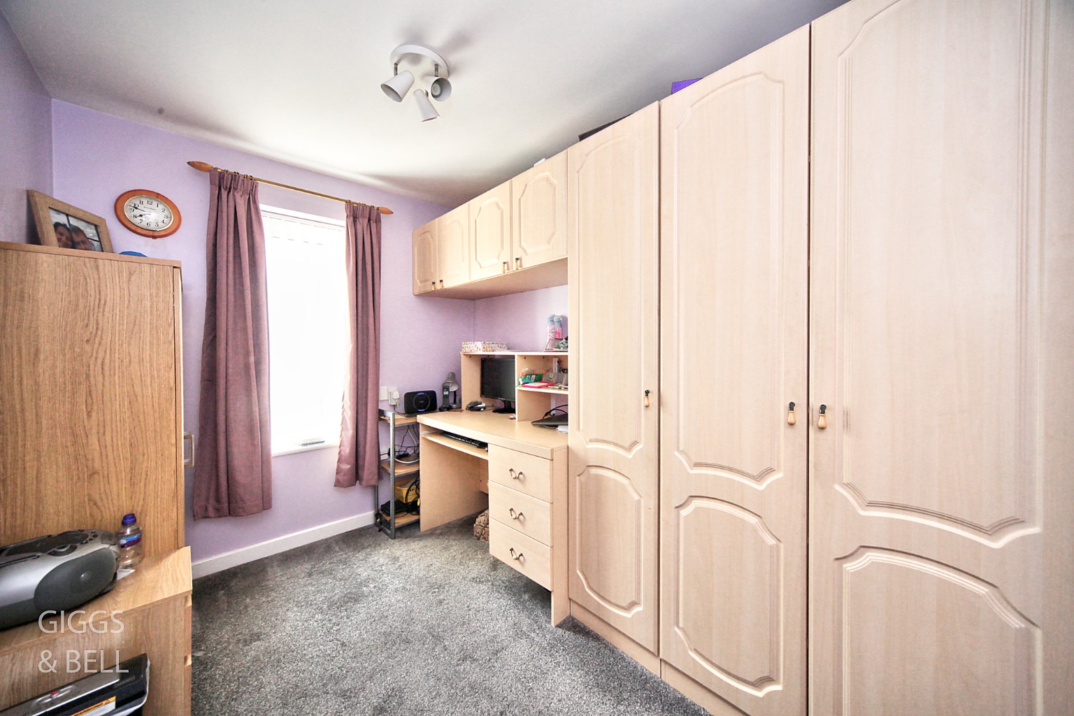 2 bed flat for sale in Morgan Close, Luton 7