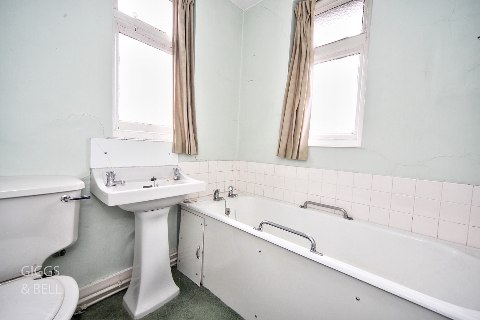 3 bed semi-detached house for sale in St Margarets Avenue, Luton 15