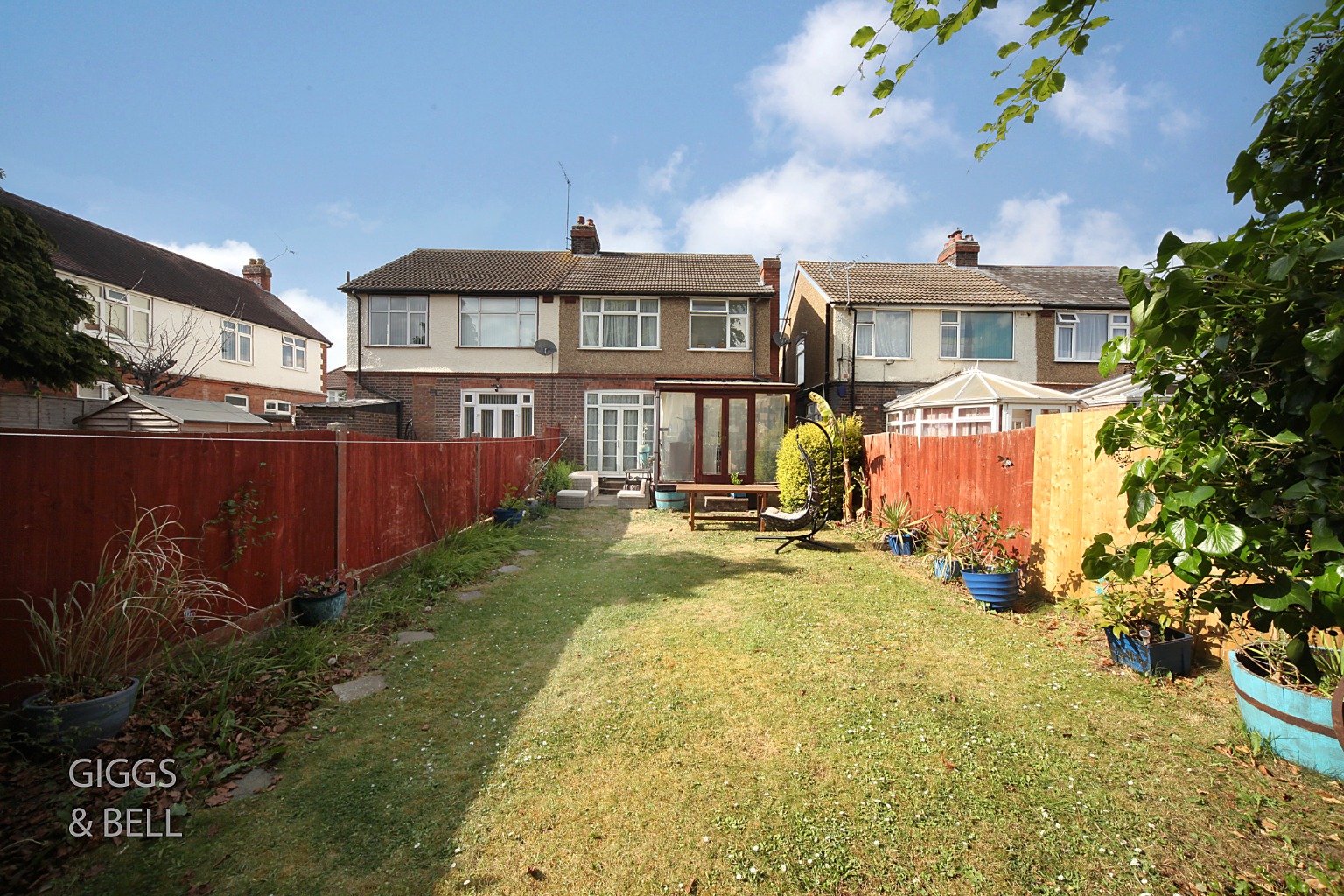 3 bed semi-detached house for sale in St Michael's Crescent, Luton  - Property Image 18