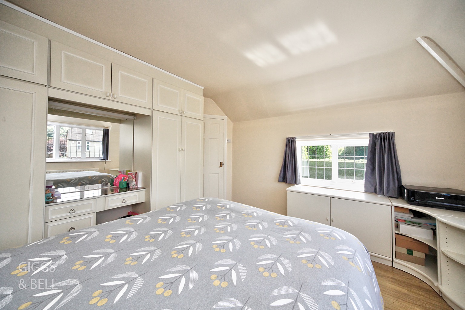 3 bed detached house for sale in Whitehill Avenue, Luton 13