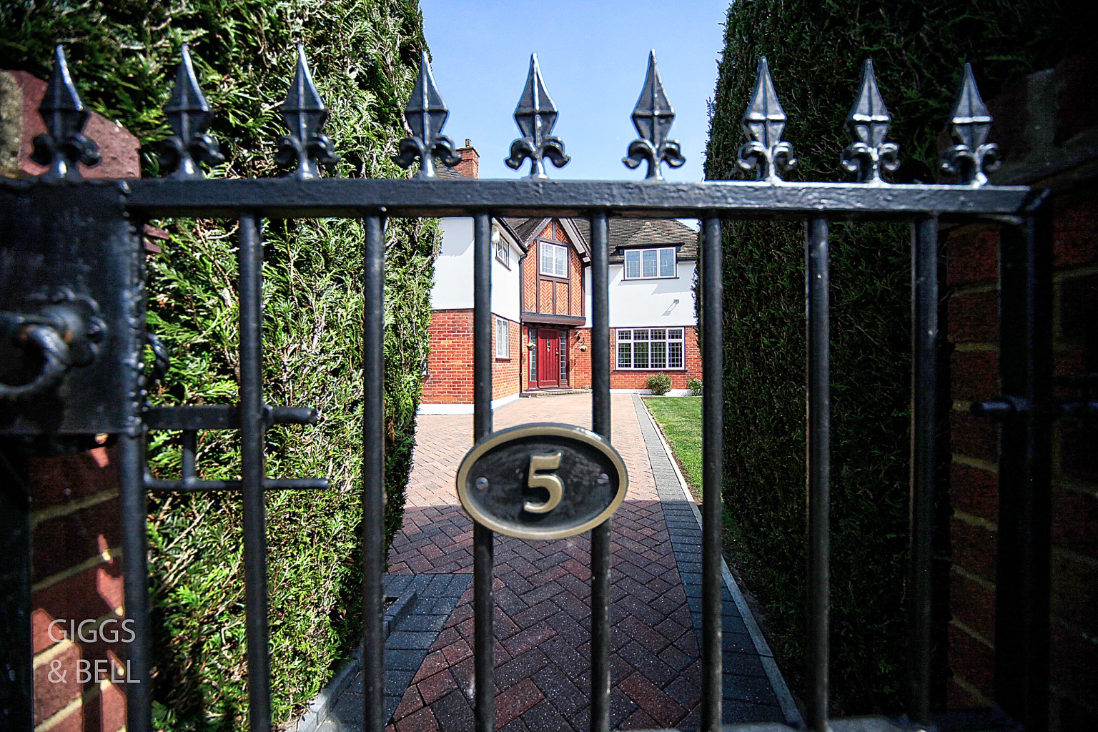 3 bed detached house for sale in Whitehill Avenue, Luton  - Property Image 26