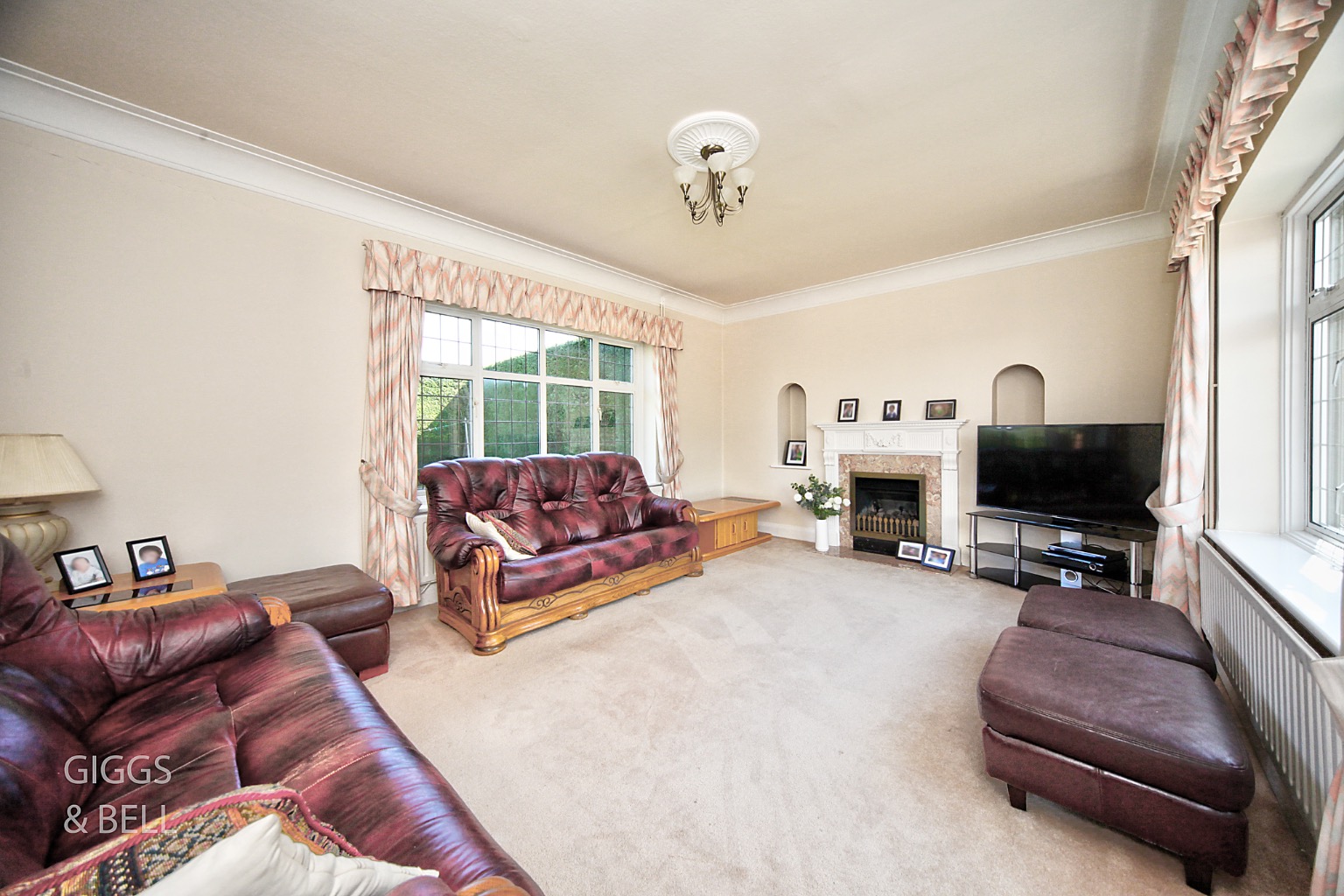 3 bed detached house for sale in Whitehill Avenue, Luton  - Property Image 7