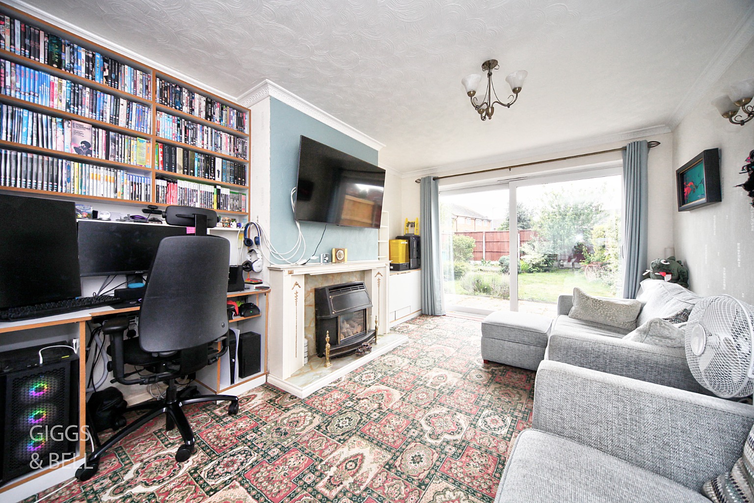 3 bed semi-detached house for sale in Pastures Way, Luton 2