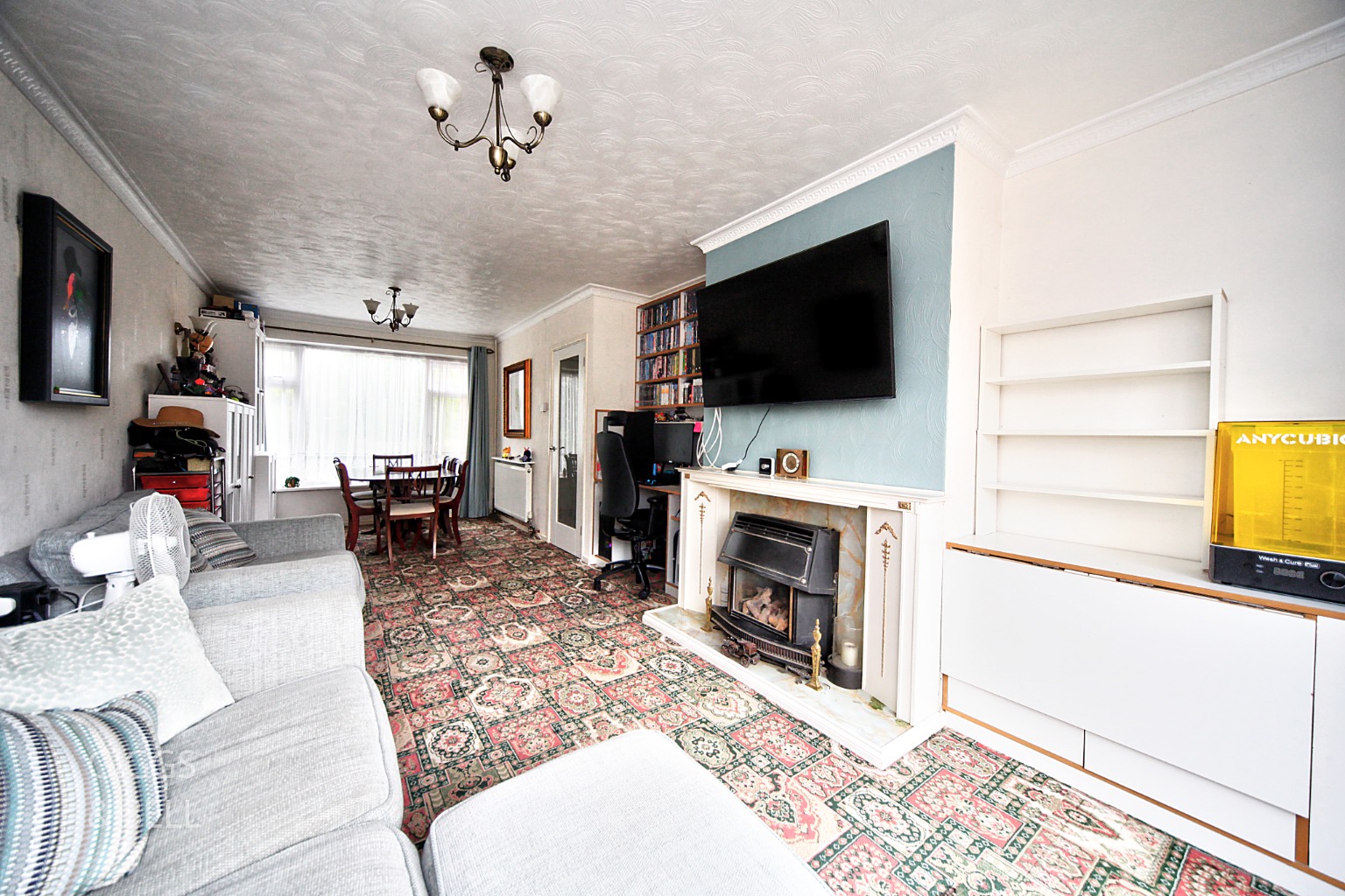 3 bed semi-detached house for sale in Pastures Way, Luton  - Property Image 5