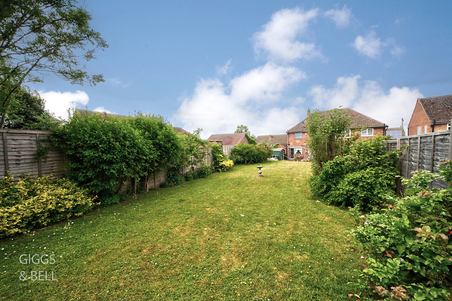 3 bed semi-detached house for sale in Pennine Avenue, Luton  - Property Image 19