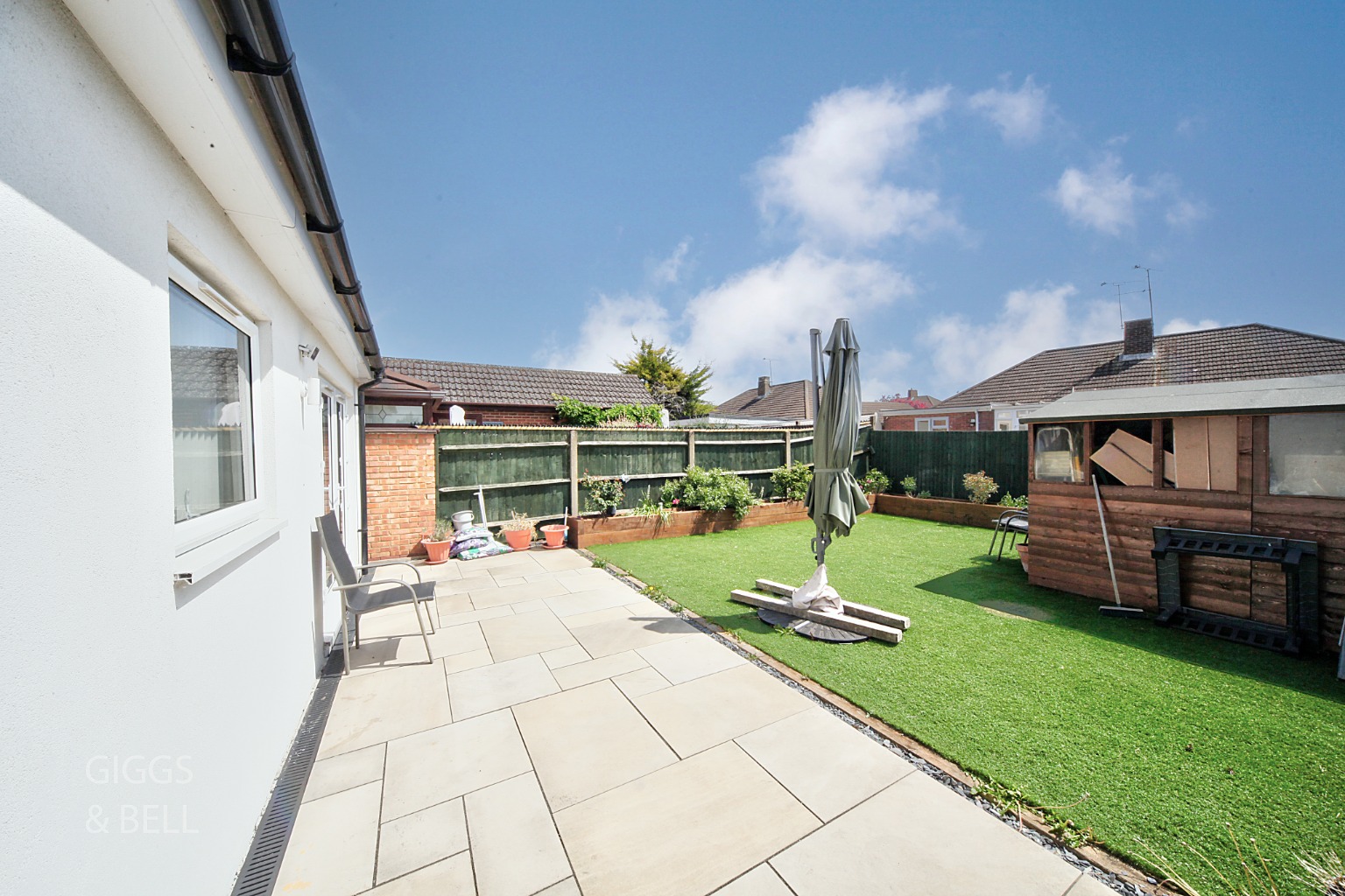 4 bed semi-detached house for sale in Kinross Crescent, Luton 22