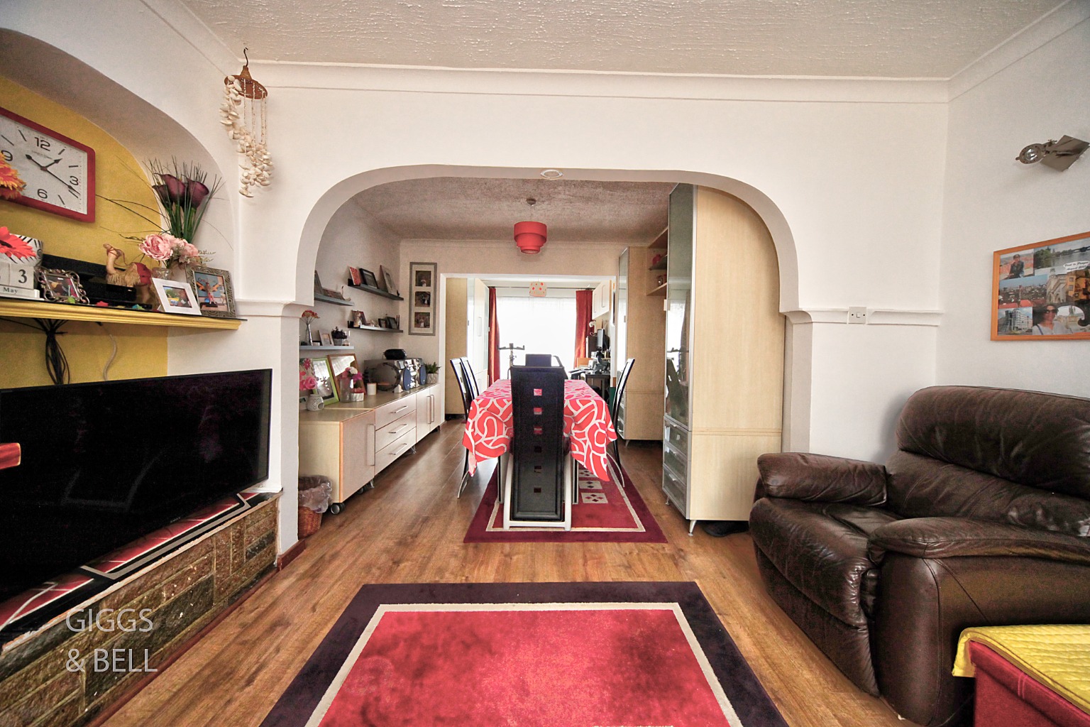 3 bed terraced house for sale in Wilsden Avenue, Luton 1