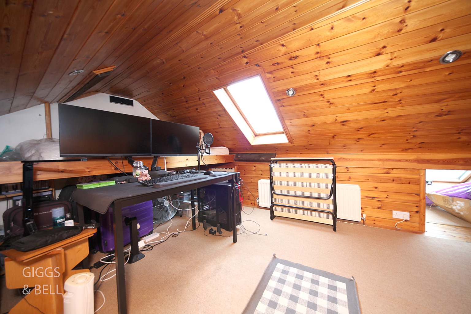 3 bed terraced house for sale in Wilsden Avenue, Luton 17