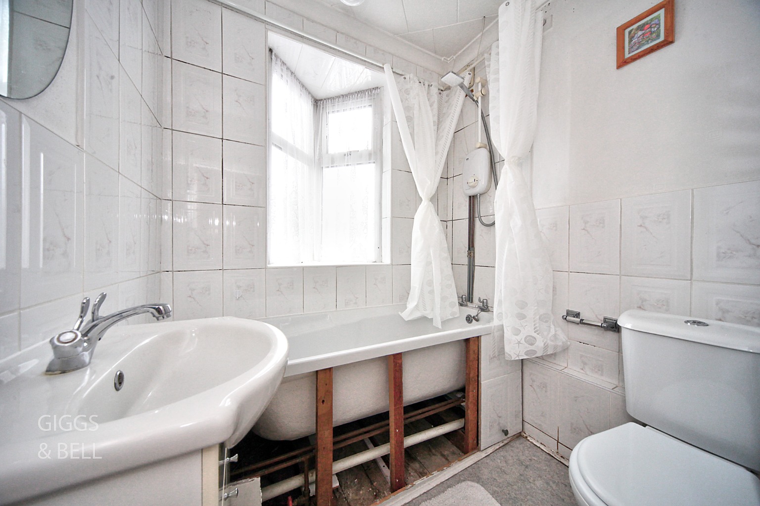 3 bed semi-detached house for sale in St Margarets Avenue, Luton 11