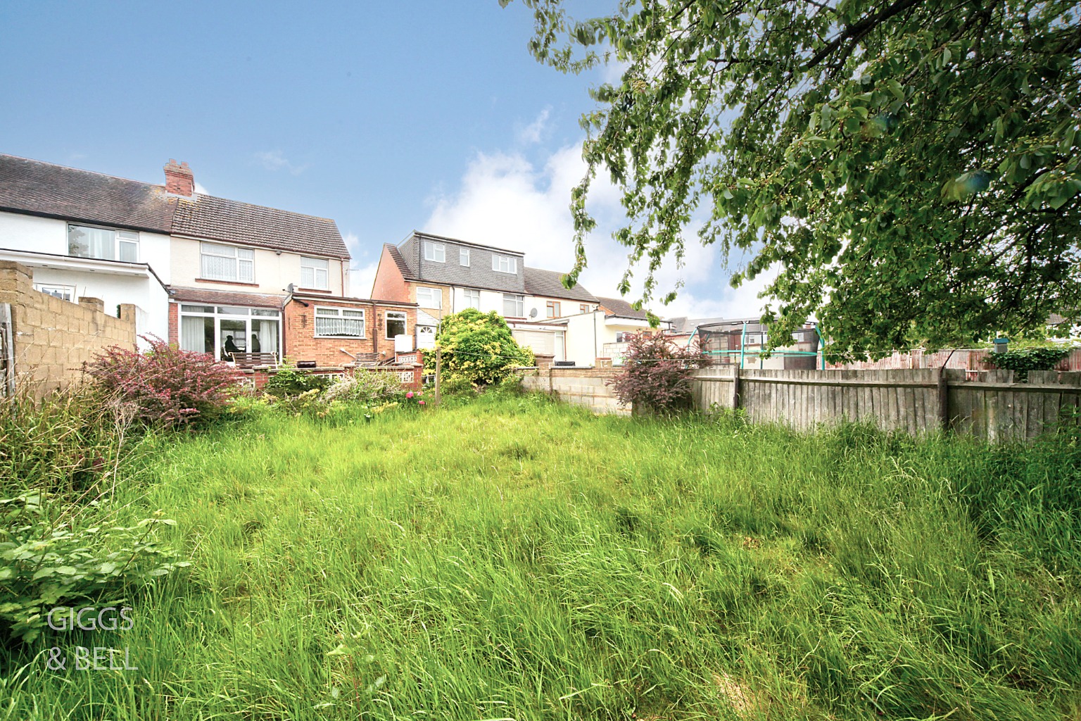 3 bed semi-detached house for sale in St Margarets Avenue, Luton  - Property Image 13