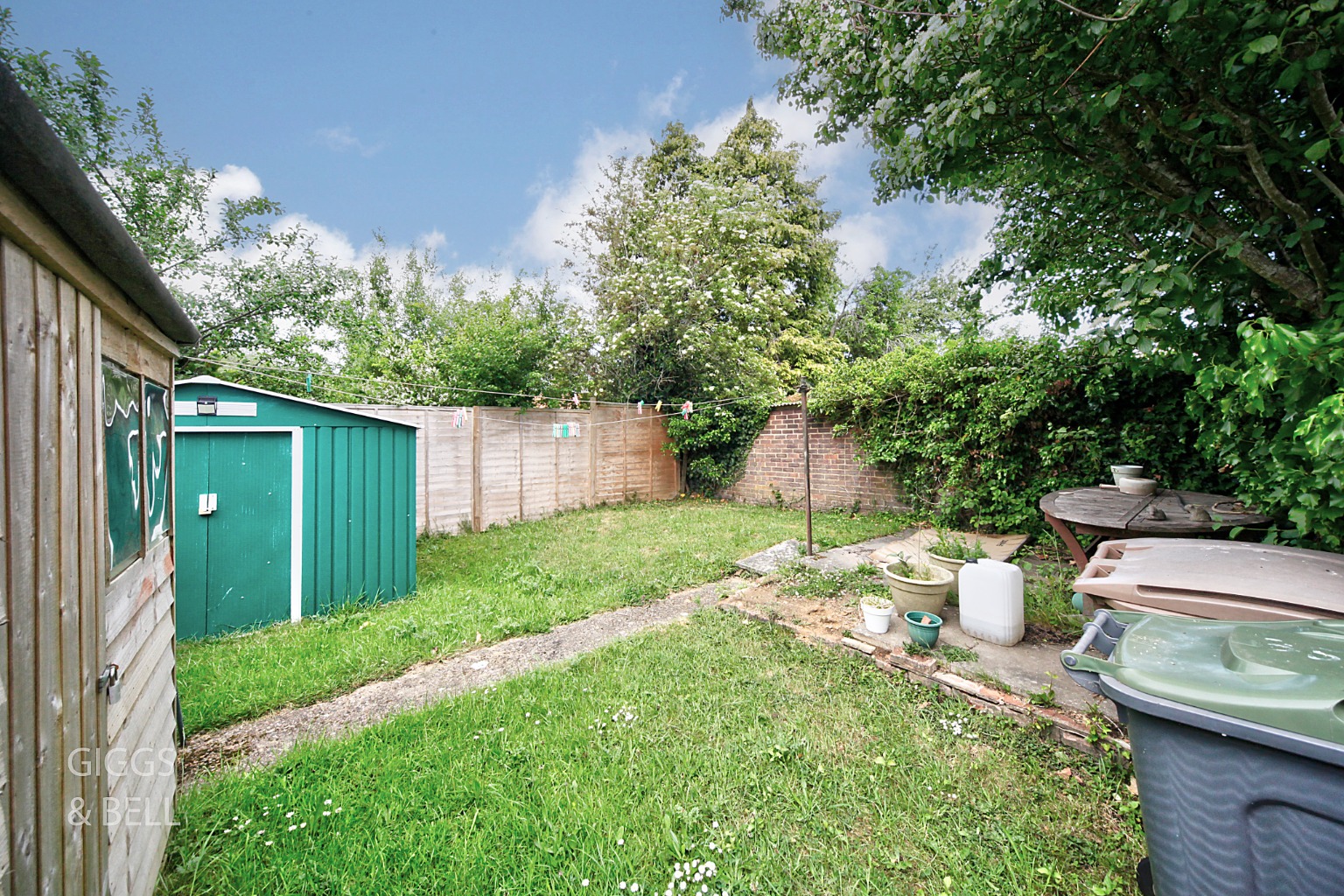 2 bed maisonette for sale in Fair Oak Drive, Luton  - Property Image 13
