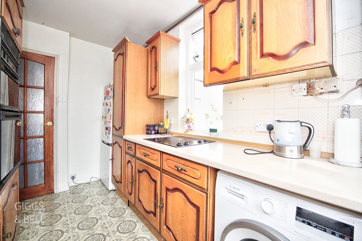 3 bed semi-detached house for sale in Marston Gardens, Luton  - Property Image 6