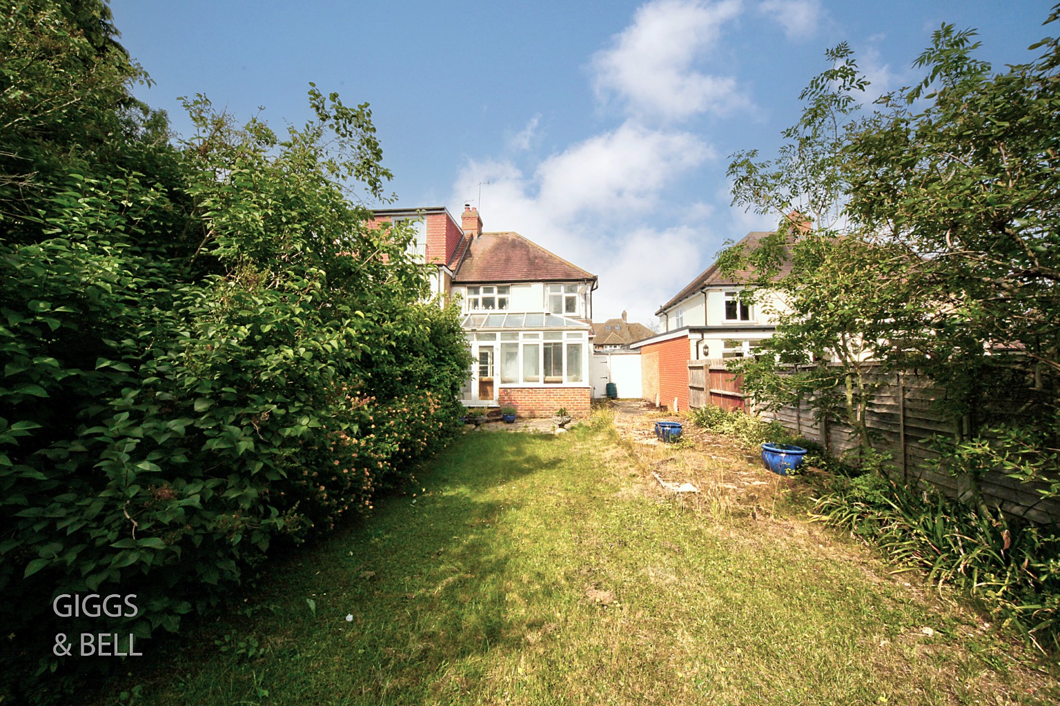 3 bed semi-detached house for sale in Marston Gardens, Luton 16