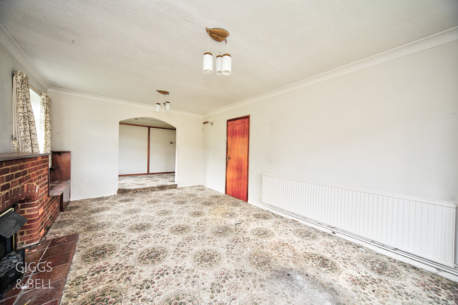 2 bed detached bungalow for sale in Sedbury Close, Luton  - Property Image 7