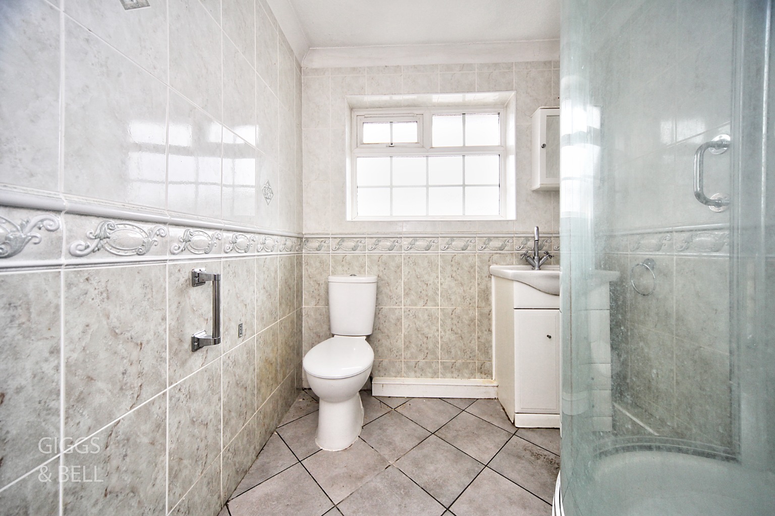 2 bed detached bungalow for sale in Sedbury Close, Luton  - Property Image 16