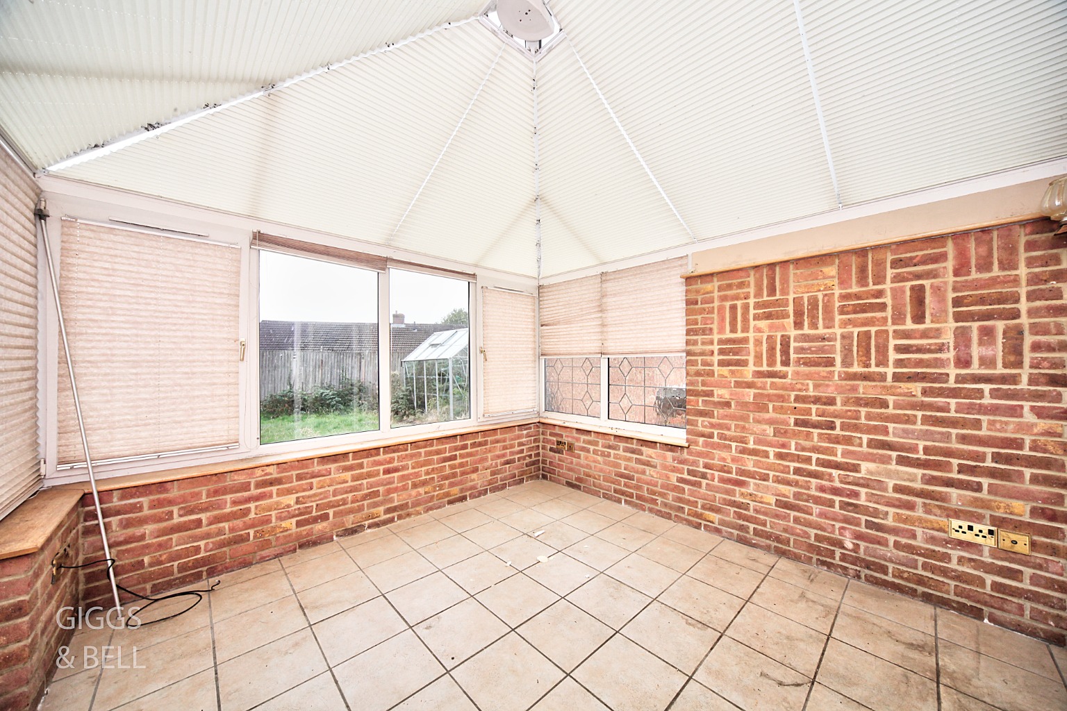 2 bed detached bungalow for sale in Sedbury Close, Luton  - Property Image 21