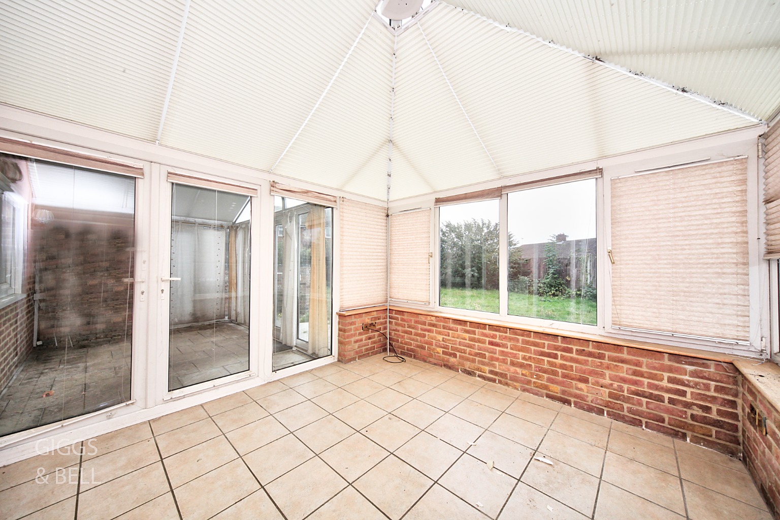 2 bed detached bungalow for sale in Sedbury Close, Luton  - Property Image 20