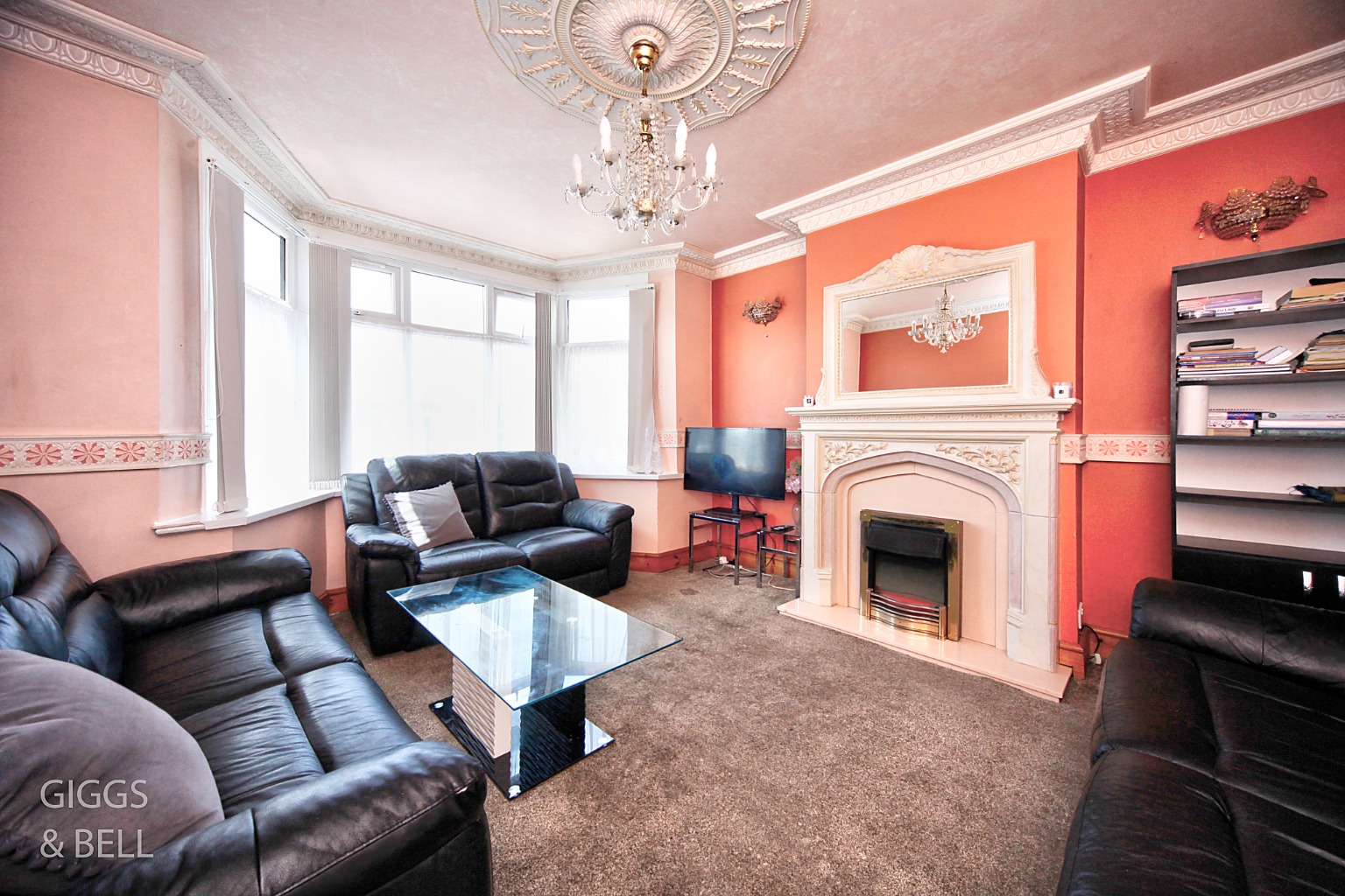 3 bed semi-detached house for sale in Leagrave Road, Luton 1