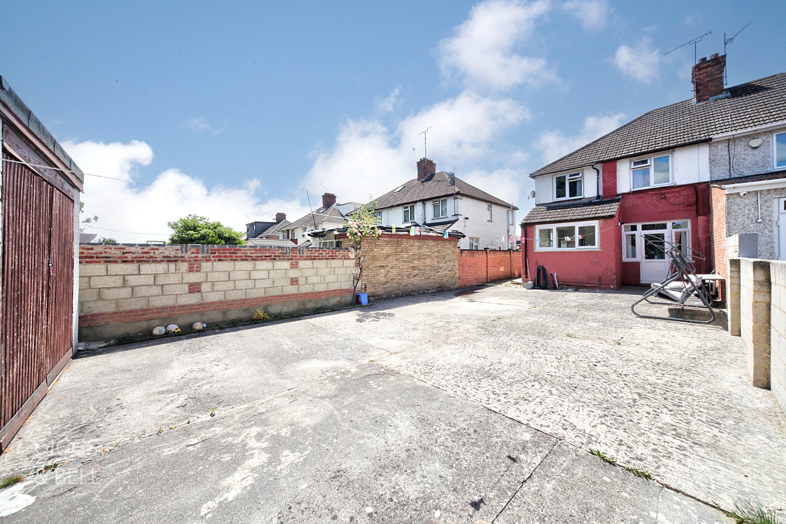 3 bed semi-detached house for sale in Leagrave Road, Luton  - Property Image 14