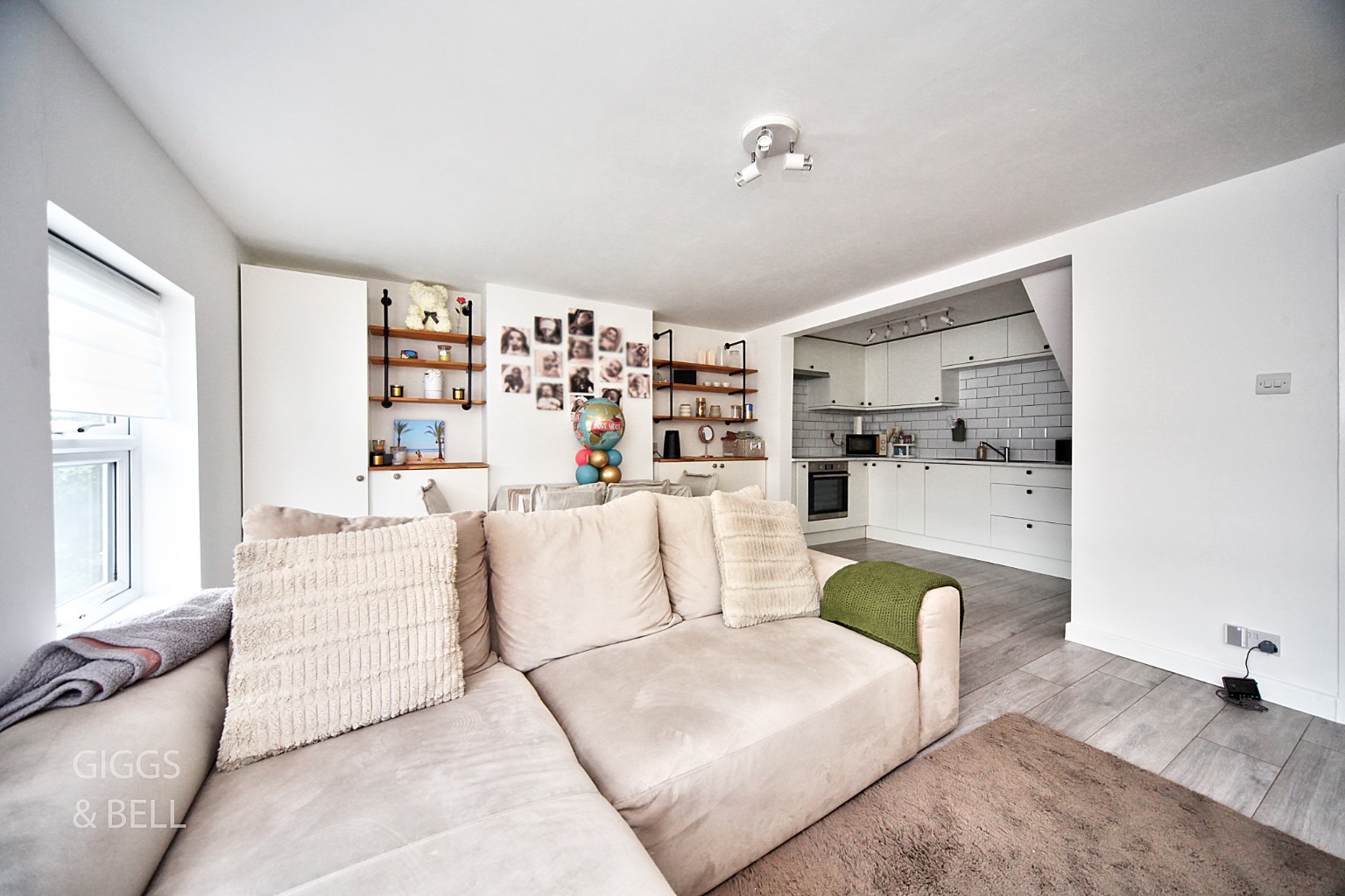 2 bed flat for sale in Salisbury Road, Luton  - Property Image 3