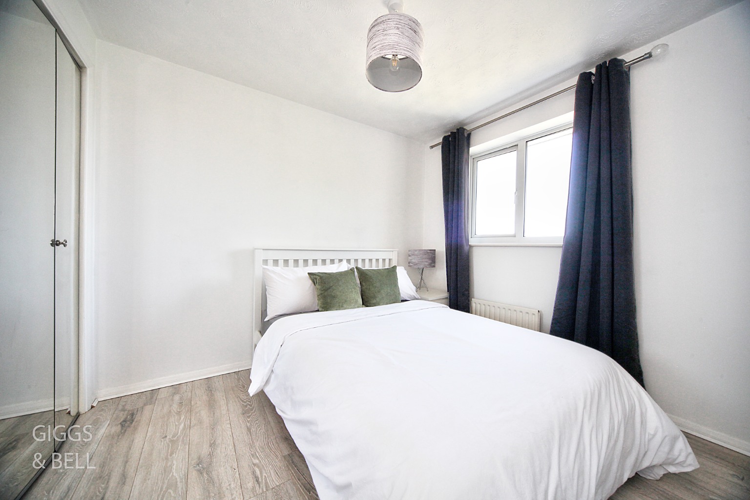 3 bed end of terrace house for sale in Claverley Green, Luton  - Property Image 12