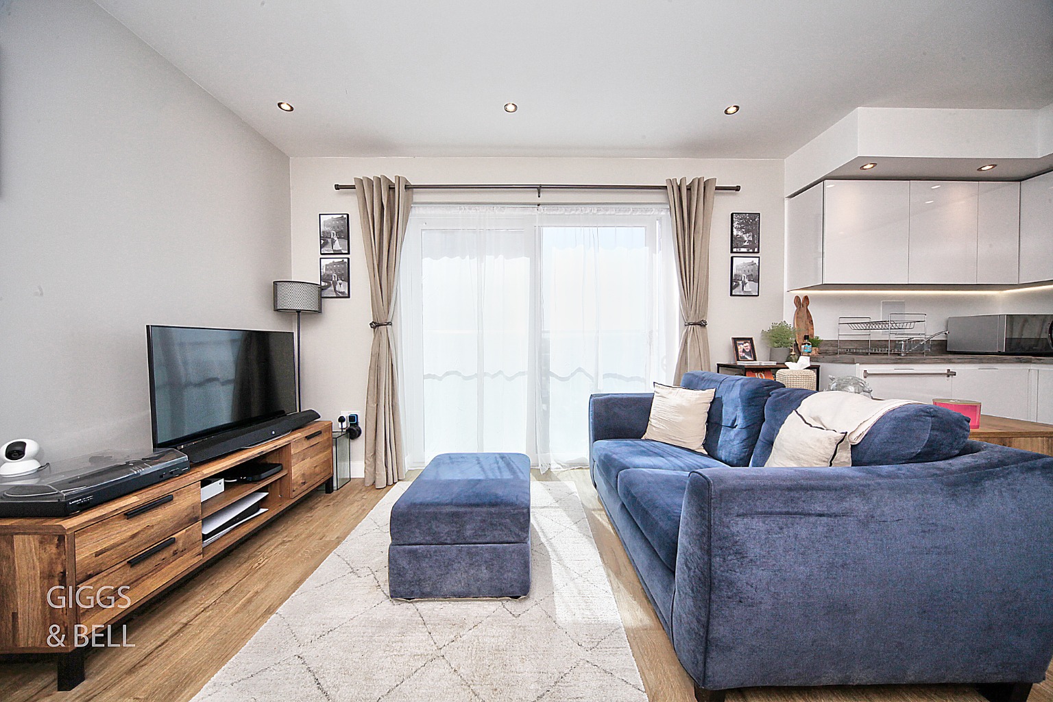 1 bed flat for sale in Stirling Drive, Luton  - Property Image 13