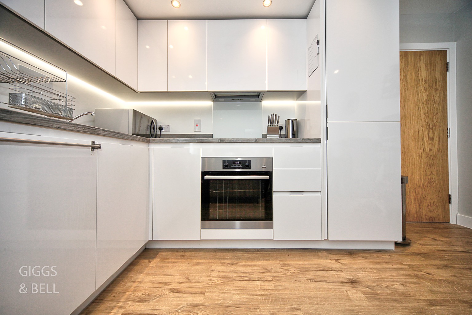 1 bed flat for sale in Stirling Drive, Luton 8