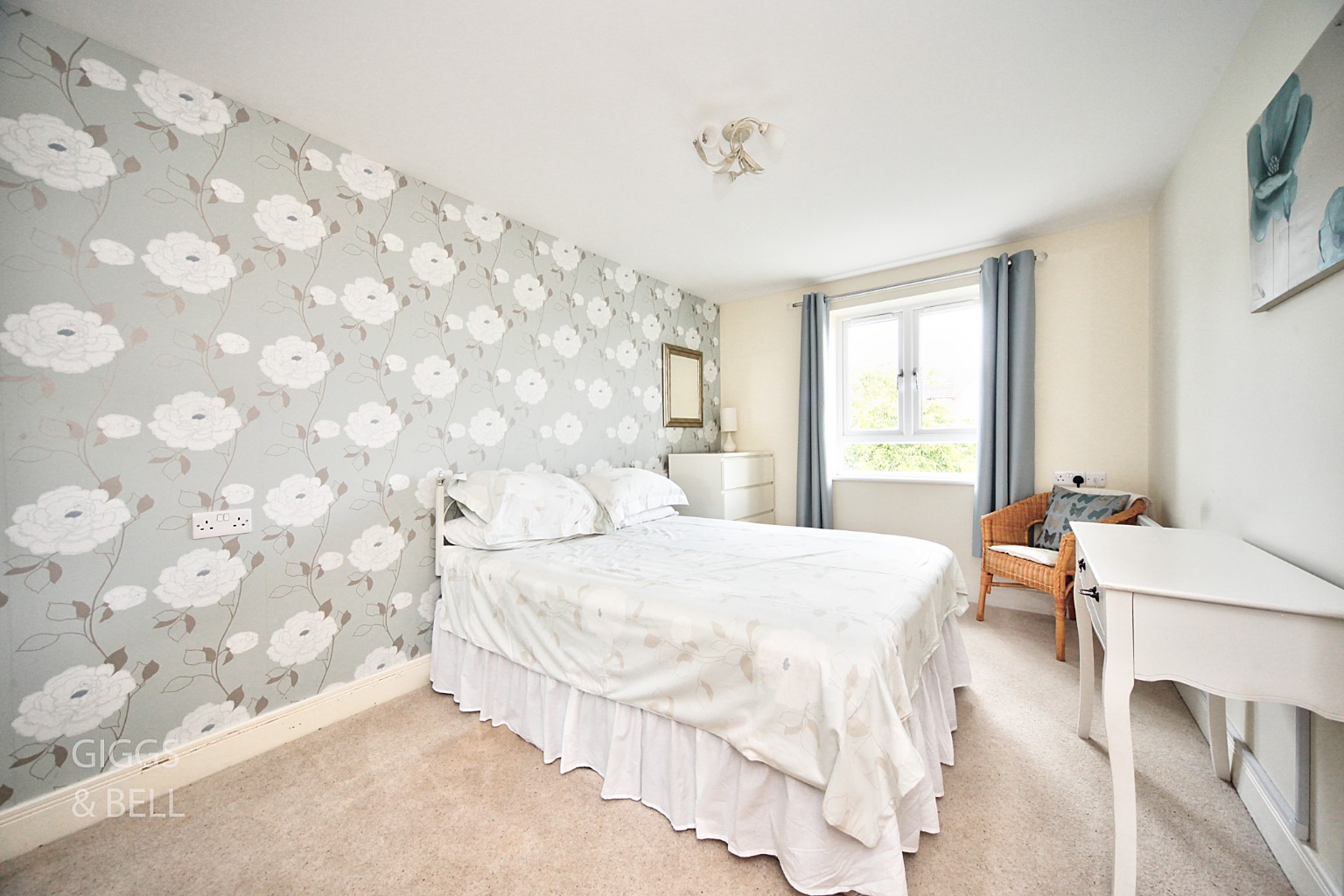 1 bed flat for sale in Lucas Gardens, Luton 7