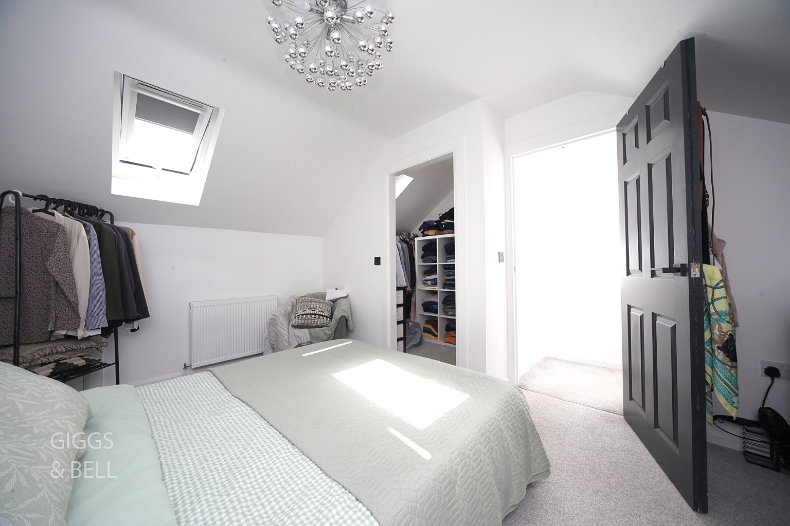 3 bed town house for sale in Deanes Close, Luton 11
