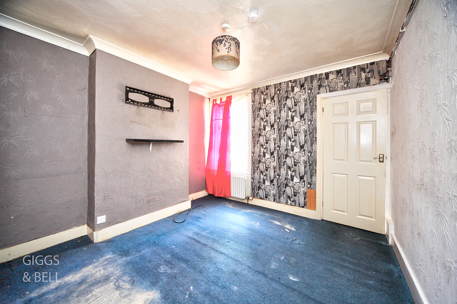 2 bed terraced house for sale in Ashton Road, Luton  - Property Image 4