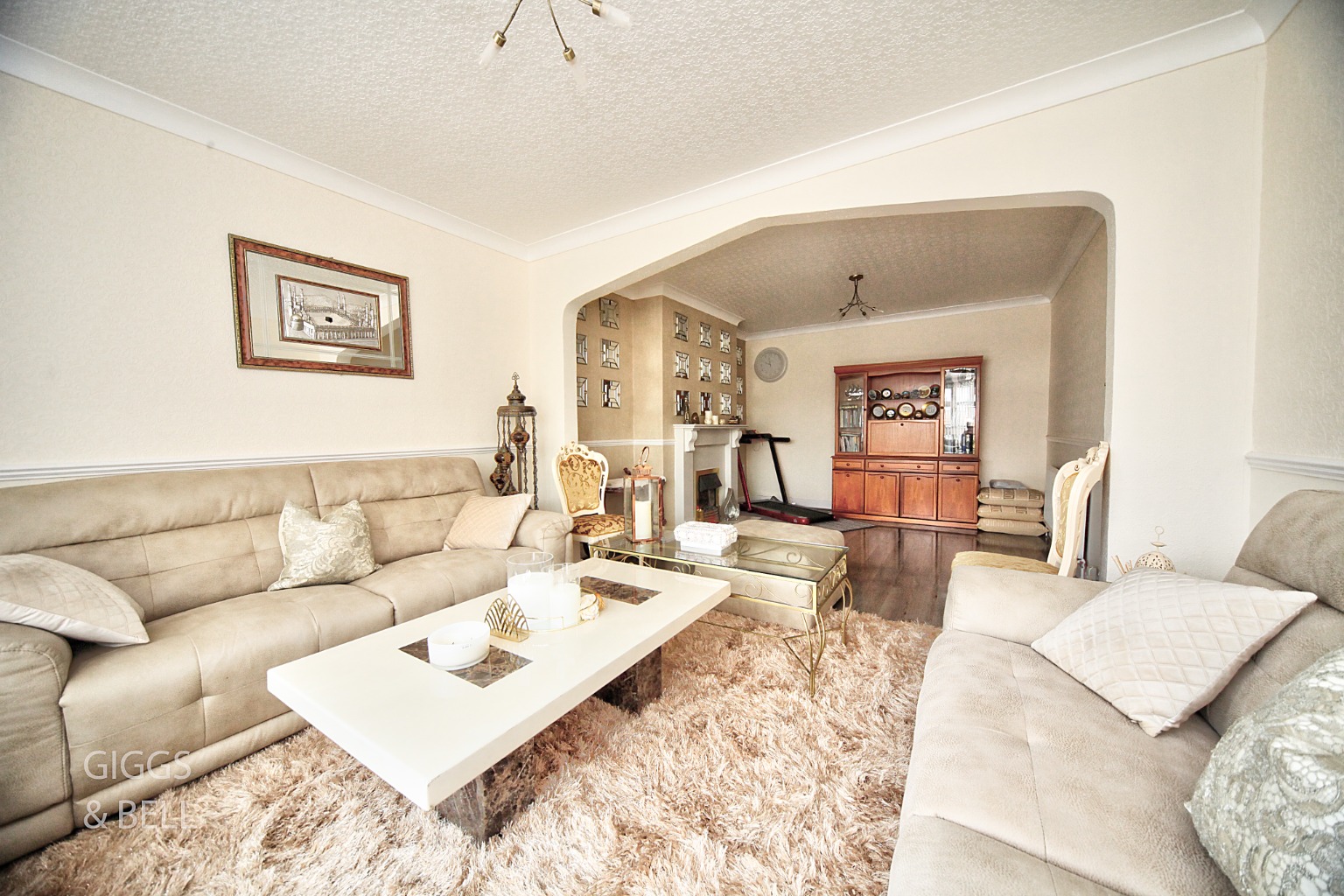 5 bed semi-detached house for sale in Nunnery Lane, Luton  - Property Image 3