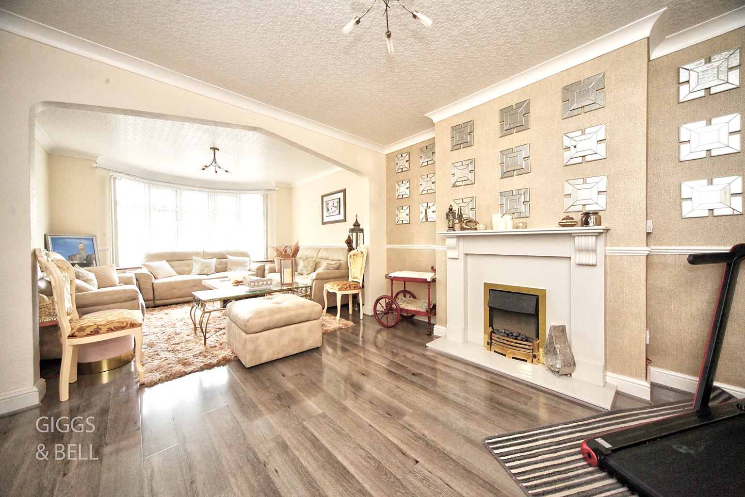 5 bed semi-detached house for sale in Nunnery Lane, Luton  - Property Image 4