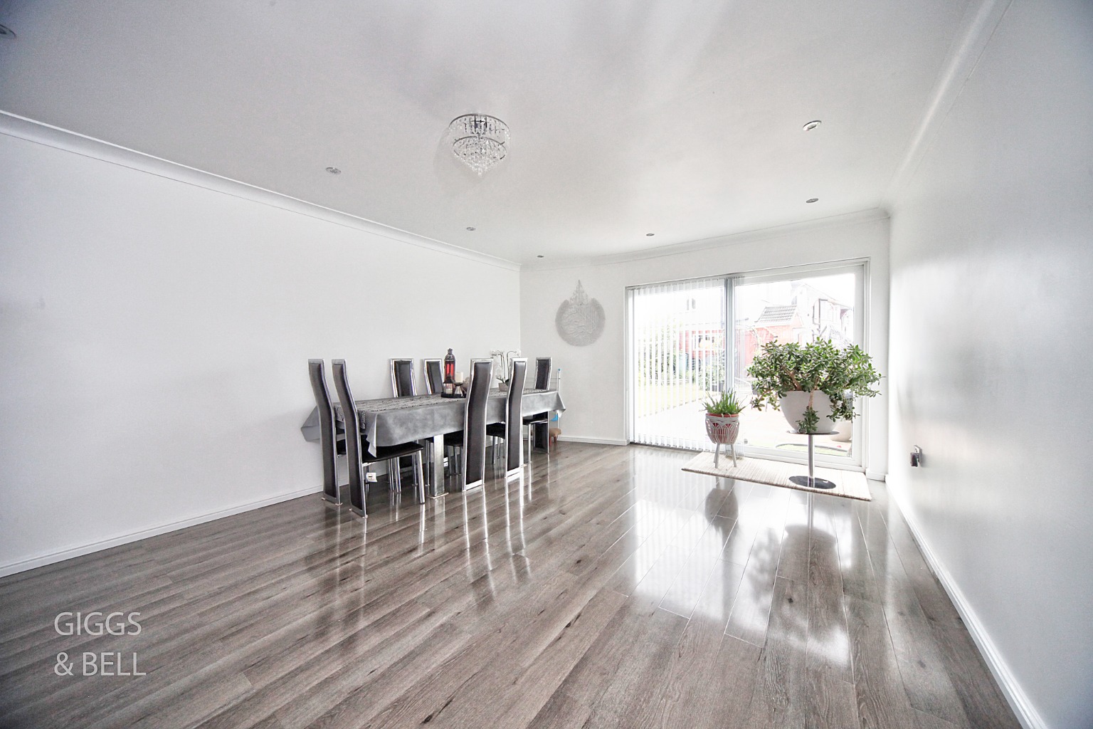 5 bed semi-detached house for sale in Nunnery Lane, Luton  - Property Image 15