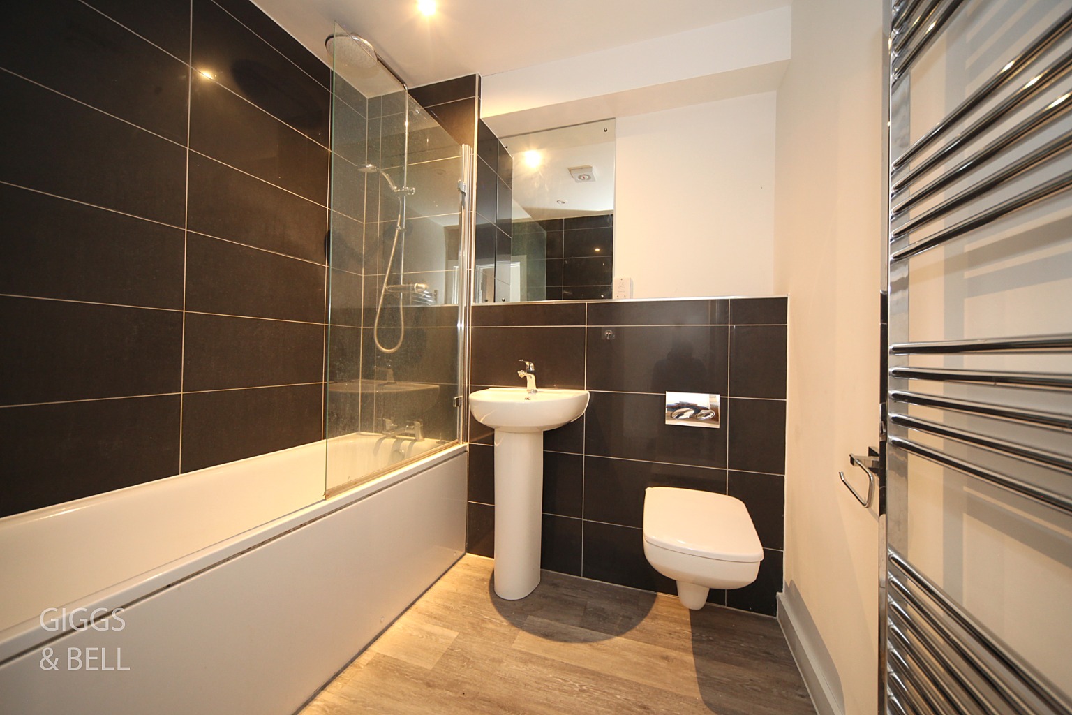 2 bed flat for sale in Ridgway Road, Luton 11