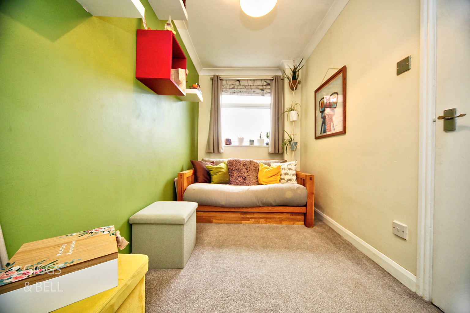 2 bed terraced house for sale in Telscombe Way, Luton  - Property Image 10