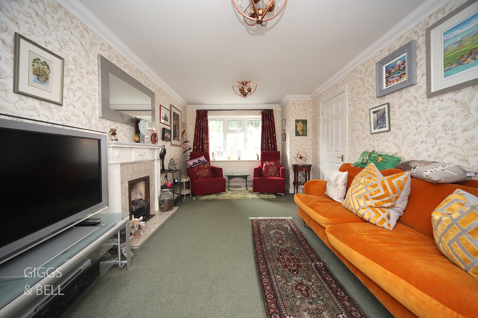 4 bed detached house for sale in Rackham Drive, Luton  - Property Image 5