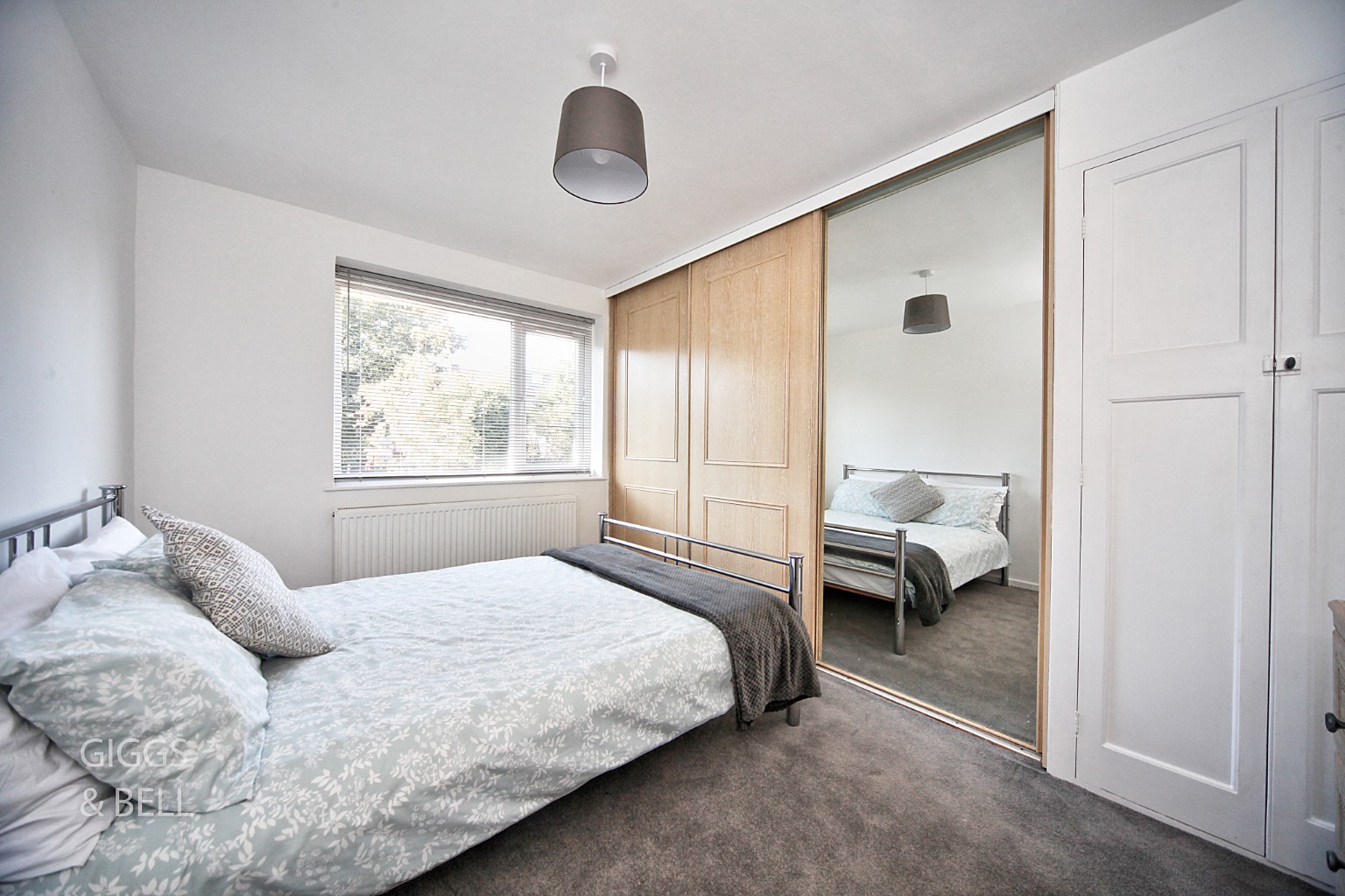 3 bed semi-detached house for sale in Hillary Crescent, Luton  - Property Image 13