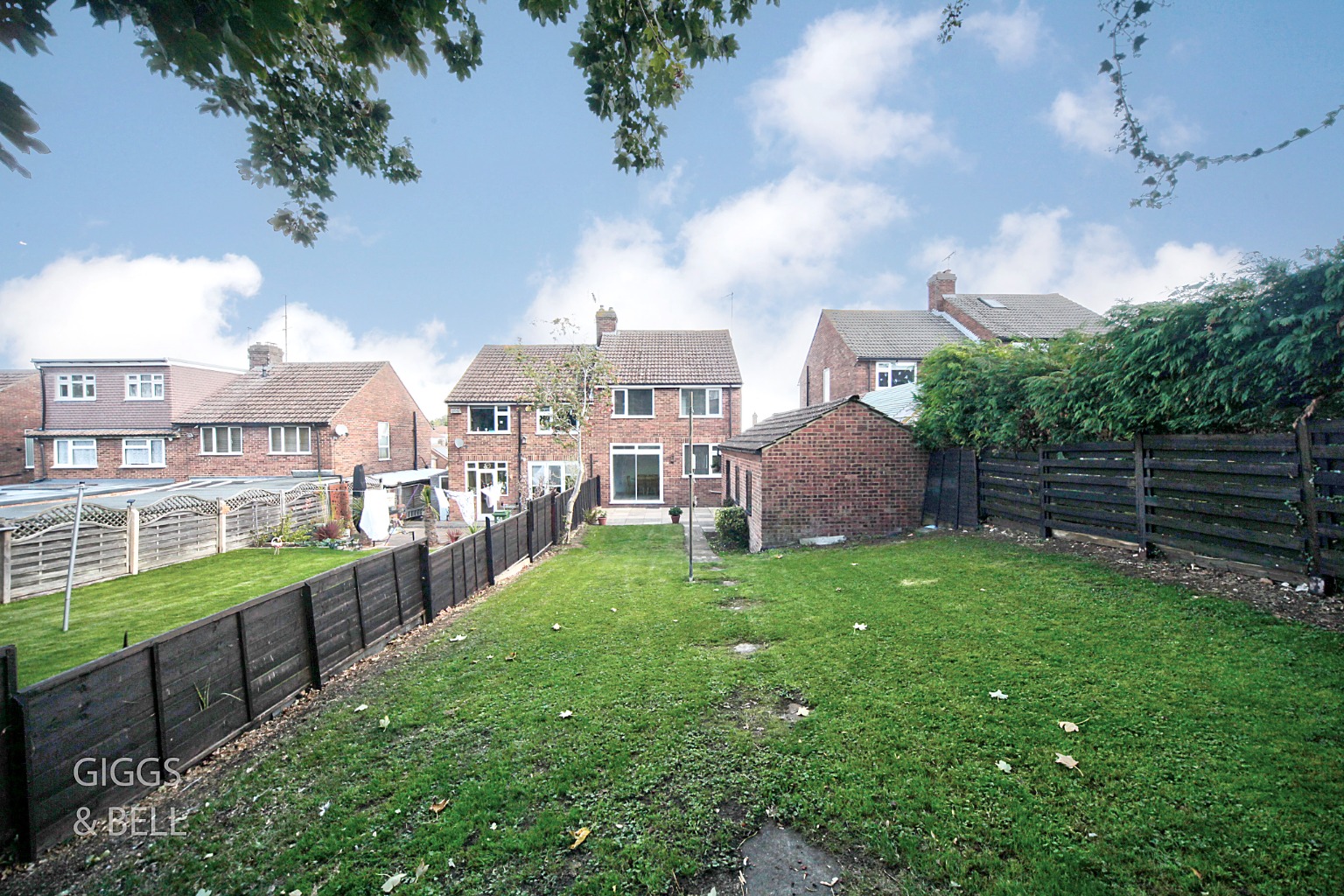 3 bed semi-detached house for sale in Hillary Crescent, Luton 22