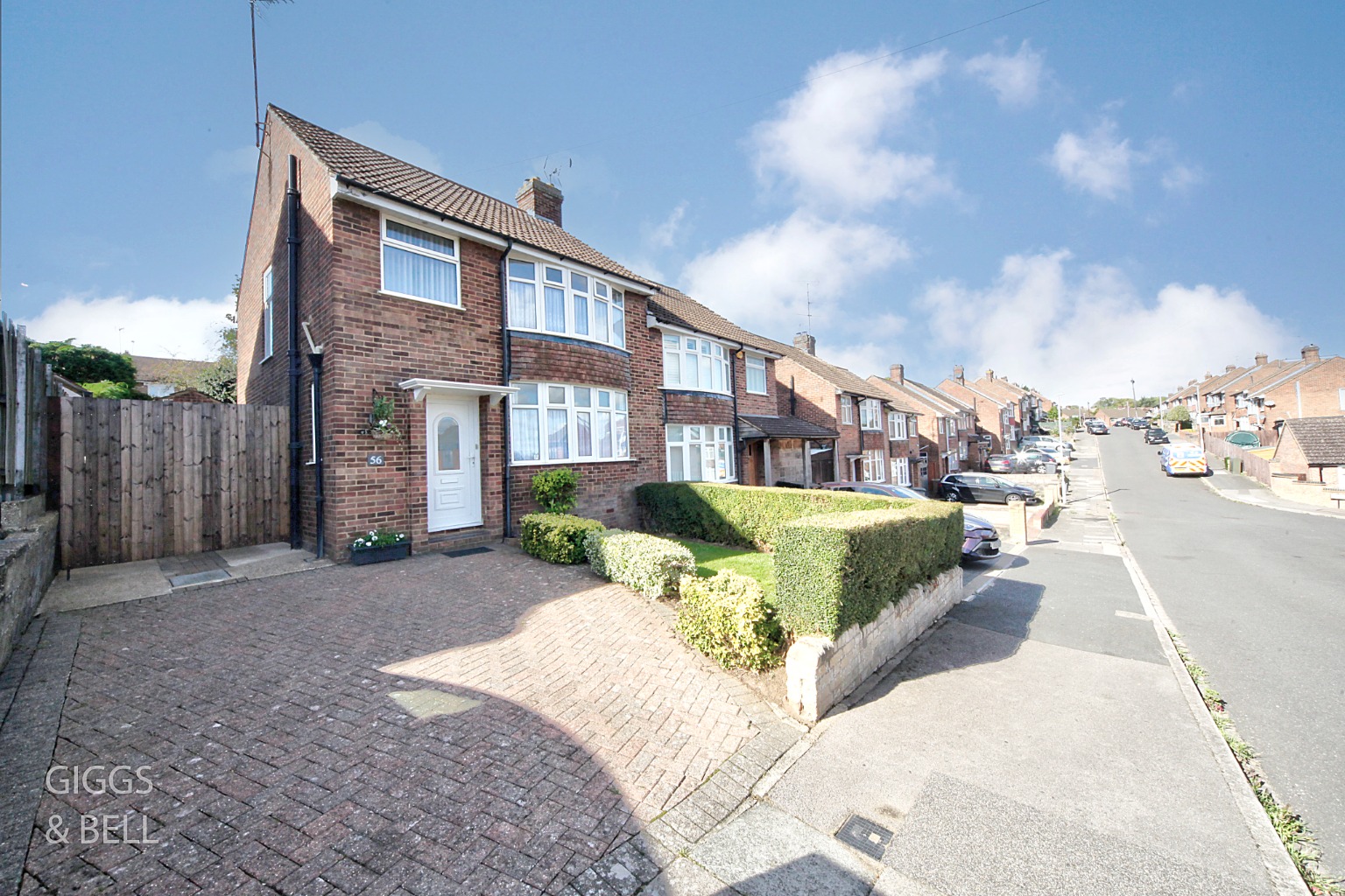 3 bed semi-detached house for sale in Hillary Crescent, Luton  - Property Image 25
