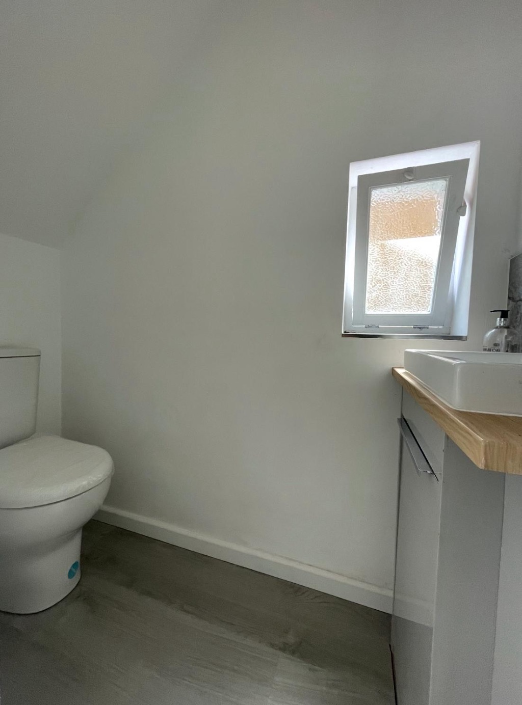 3 bed semi-detached house for sale in Hillary Crescent, Luton 1