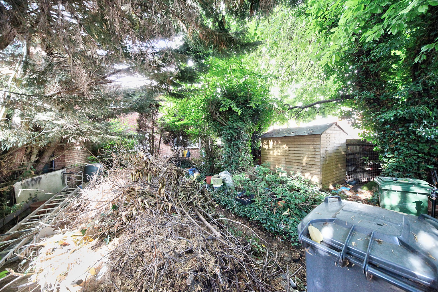 3 bed end of terrace house for sale in Wolston Close, Luton  - Property Image 7