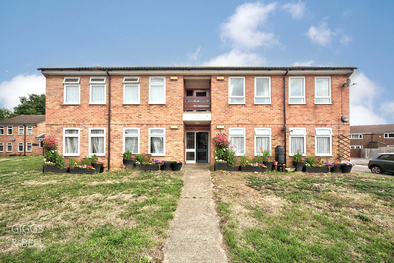 1 bed flat for sale in St Marks Close, Bedford  - Property Image 1