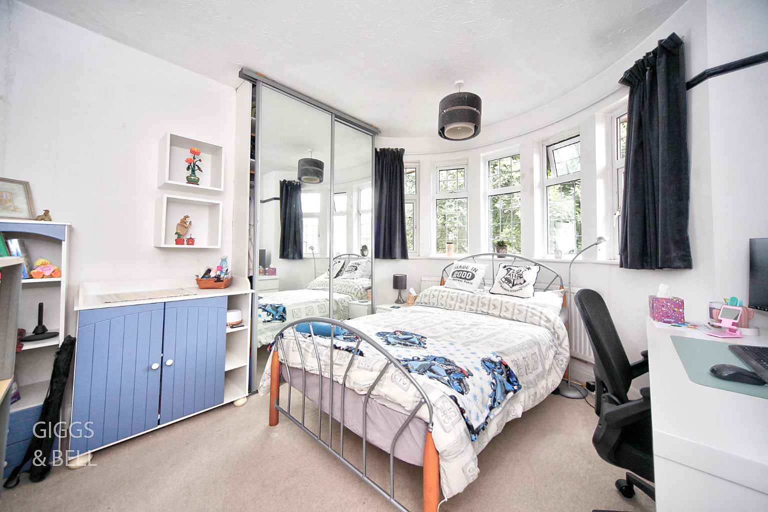 5 bed semi-detached house for sale in Wychwood Avenue, Luton  - Property Image 18