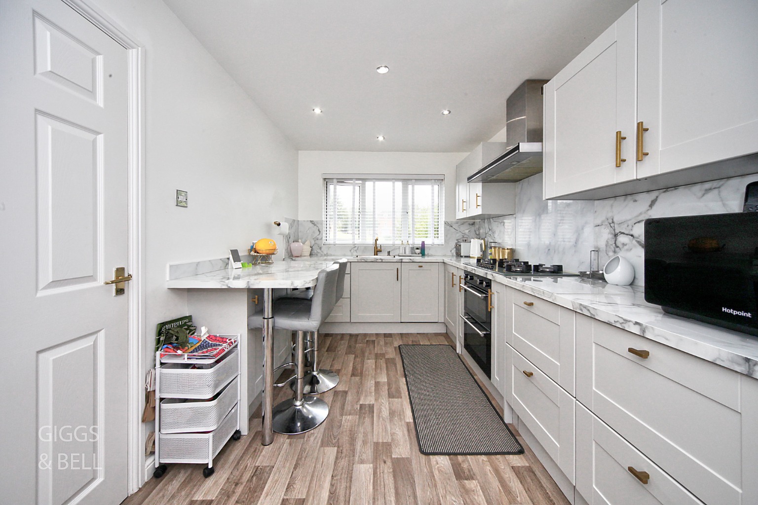 5 bed detached house for sale in Villiers Close, Luton  - Property Image 10