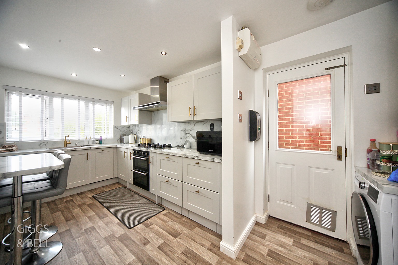 5 bed detached house for sale in Villiers Close, Luton  - Property Image 11